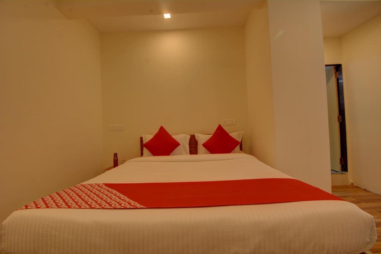 Oyo Flagship 47178 Pakko Inn Πούνε Εξωτερικό φωτογραφία